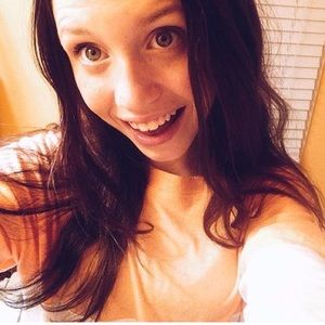 Meet your Posher, Christine