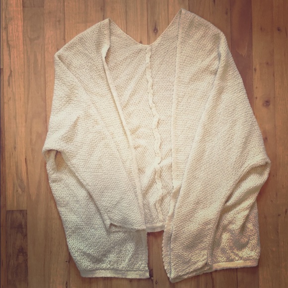 Brandy Melville Off White Sweater