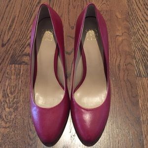 Saks Fifth Avenue brand new wine red heels