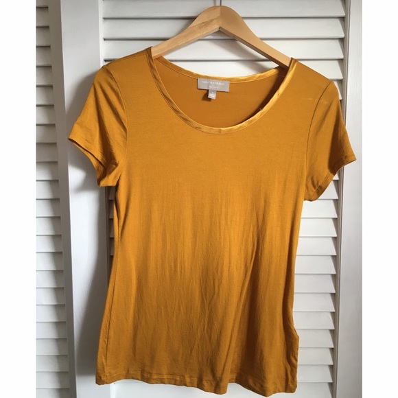 Short Sleeved T by Banana Republic