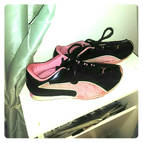 ?? Puma sneakers😊