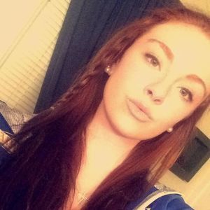 Meet your Posher, Becca