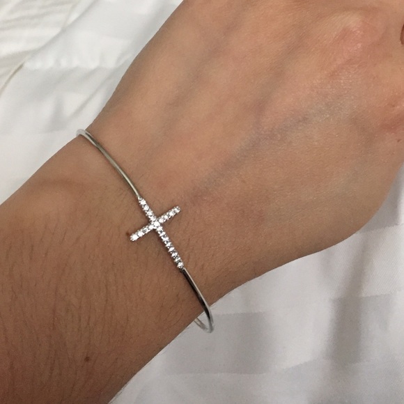 Side cross bangle bracelet w/ AAA CZ
