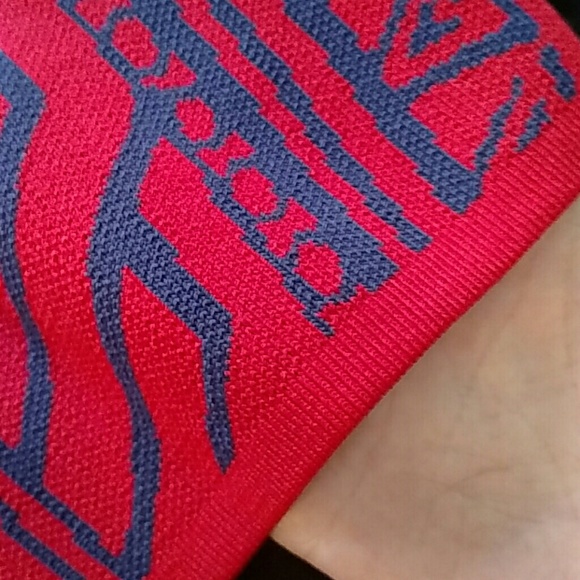 Red aztec bodycon dress NWOT - Picture 3 of 3