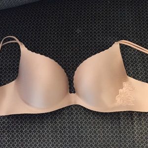 NEW Victoria's Secret Bra 36B