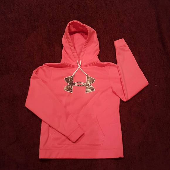 UNDER ARMOR CAMO HOODIE