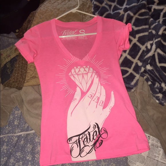 Fatal V neck