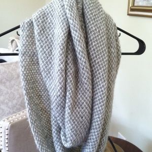 Sage & white infinity scarf