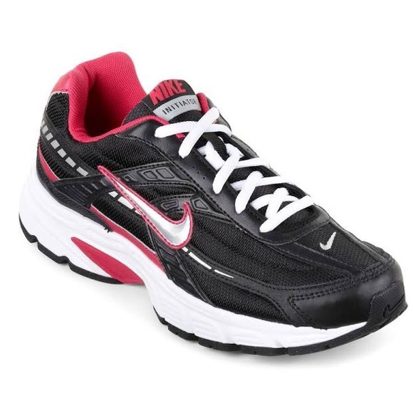 NIKE women's running shoes