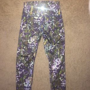 cropped lululemon leggings