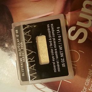 Mary Kay Glistening Gold Eyeshadow