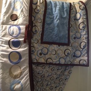 Crib set with bumper!!