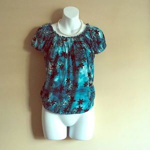 This Shirt Is Elegant And Comfortable To Wear.