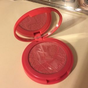 Tarte Amazonian Clay Blush in 'True Love'