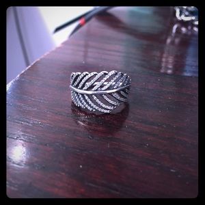 Pandora feather ring