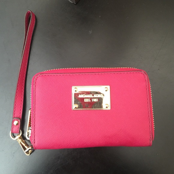 Michael kors wallet
