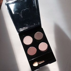 Estée Lauder eyeshadow quad