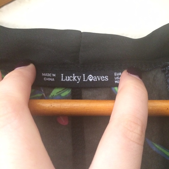 Black Flower Kimono - Picture 2 of 2