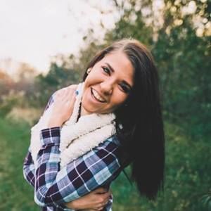 Meet your Posher, Olivia