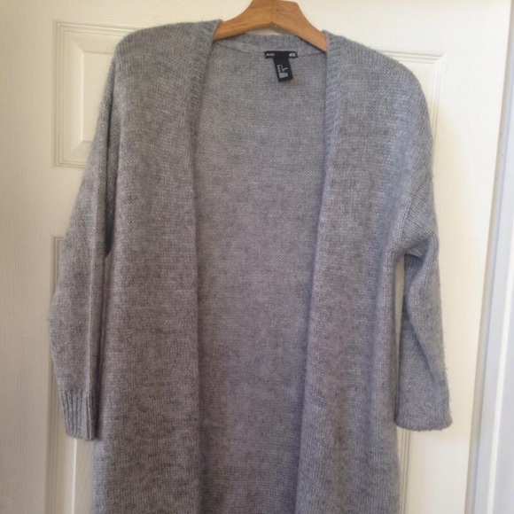H&m gray cardigan sweater small
