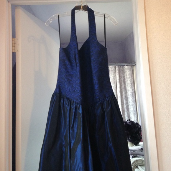 Winterball gown