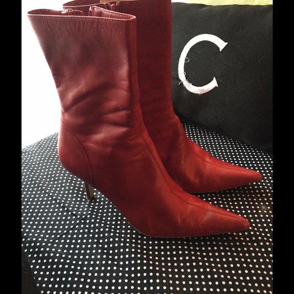 Steve Madden red boot
