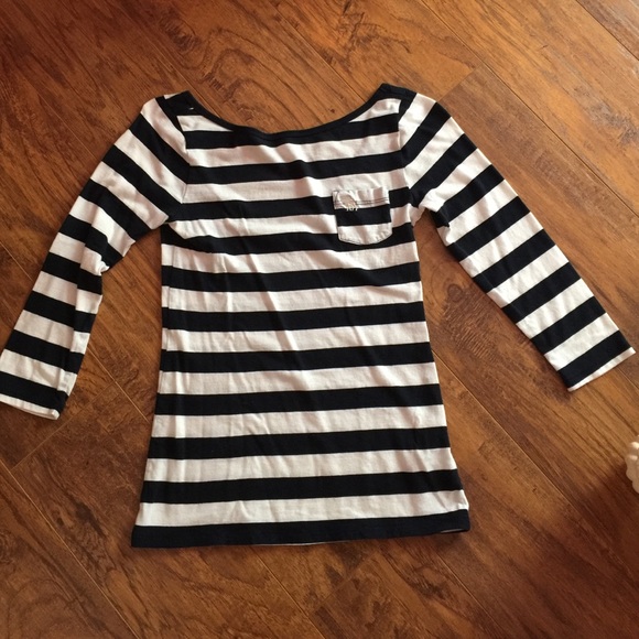 Abercrombie and Fitch top - Picture 1 of 4