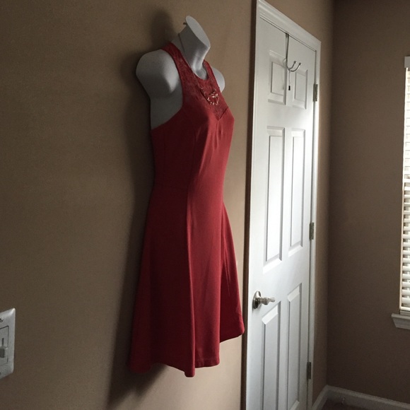 This Elegant lace pink dress is suitable anywhere. - Picture 3 of 4