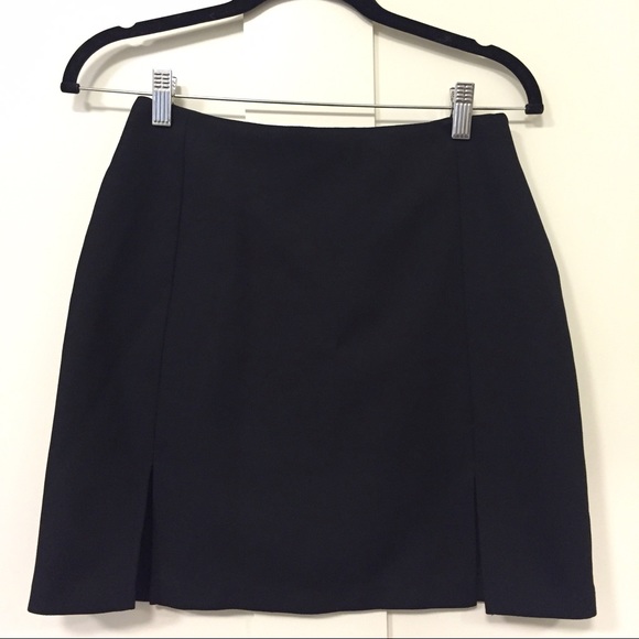 Sexy side slit 90s skirt