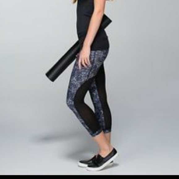Mesh back Lululemon Journey Mesh crop size 6