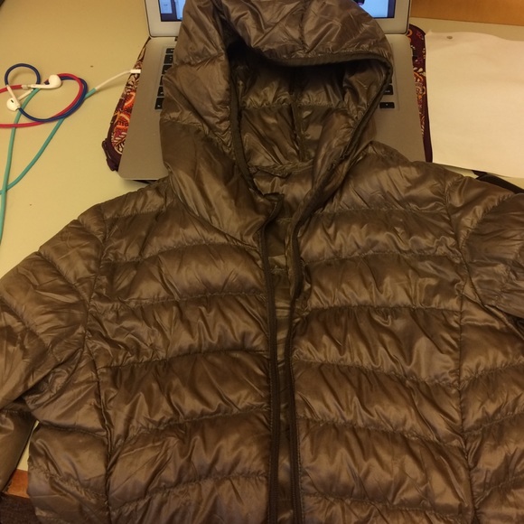 Uniqlo ultralight coat