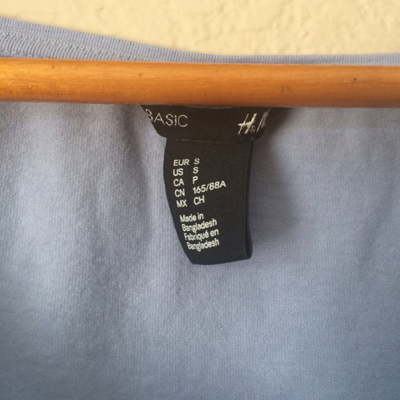 H&M Baby Blue V-Neck - Picture 2 of 2