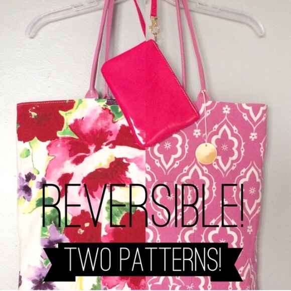 Handbags - Reversible Tote Bag with Wristlet