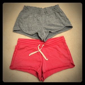 Bundle of 2 Old Navy shorts women's SZ Large