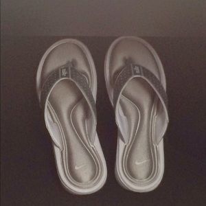 Nike flip flops
