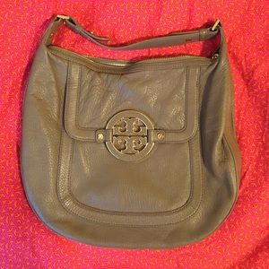 Tory Burch Amanda mini hobo bag