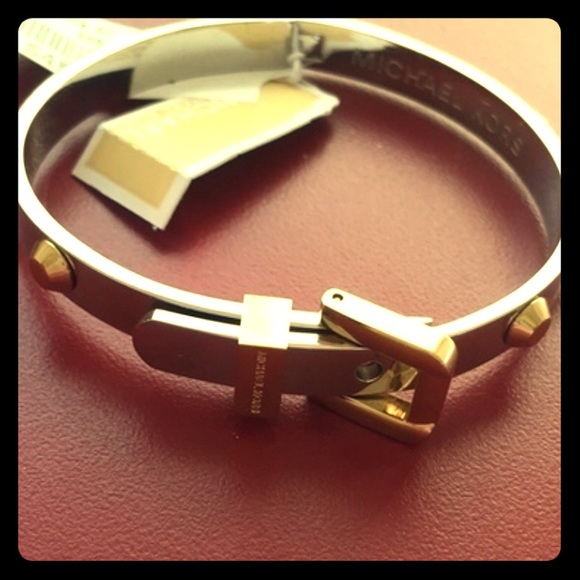 Michael kors belt bracelet