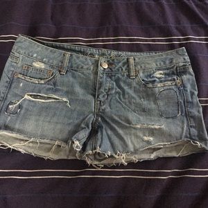 American Eagle distressed denim shorts