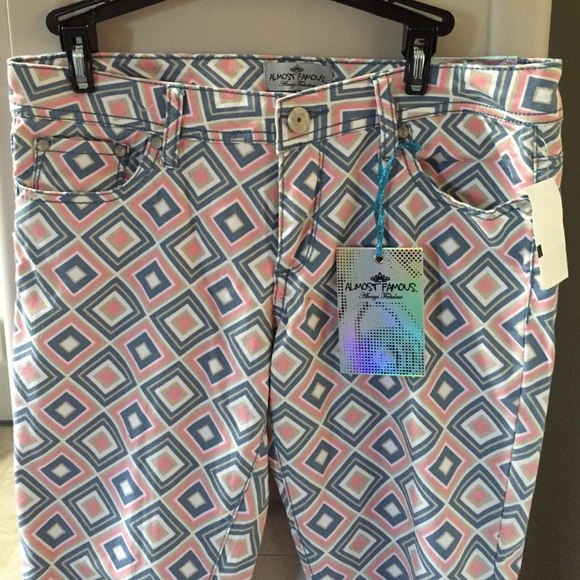 Almost Famous printed jeans