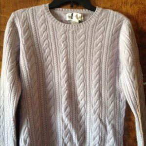 Bloomingdales 100% cashmere sweater - light purple