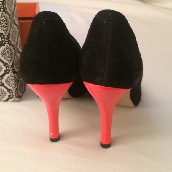 Size 8 Isola heels - Picture 4 of 5