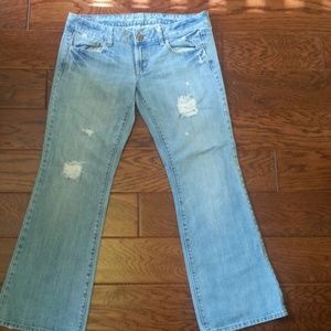 American Eagle boyfriend