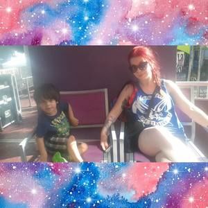 Meet your Posher, Debora