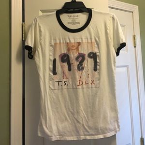 Taylor swift 1989 shirt