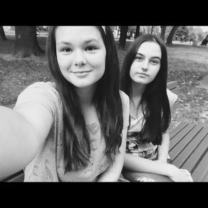 Meet your Posher, Ana