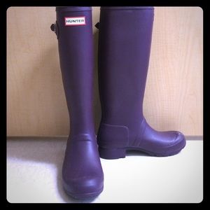 Hunter rain boots, size 6. PRICE REDUCED