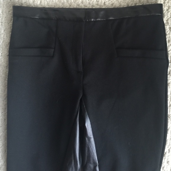 Black and faux leather legging - Picture 2 of 4