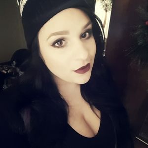 Meet your Posher, Kaleigh danielle