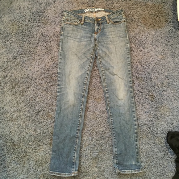 Light Wash Jeans - Picture 3 of 4