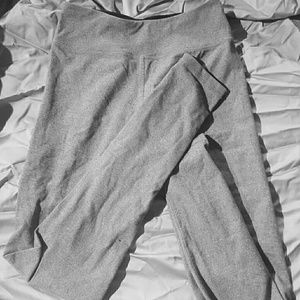 High-Rise Gray Stitching Leggings